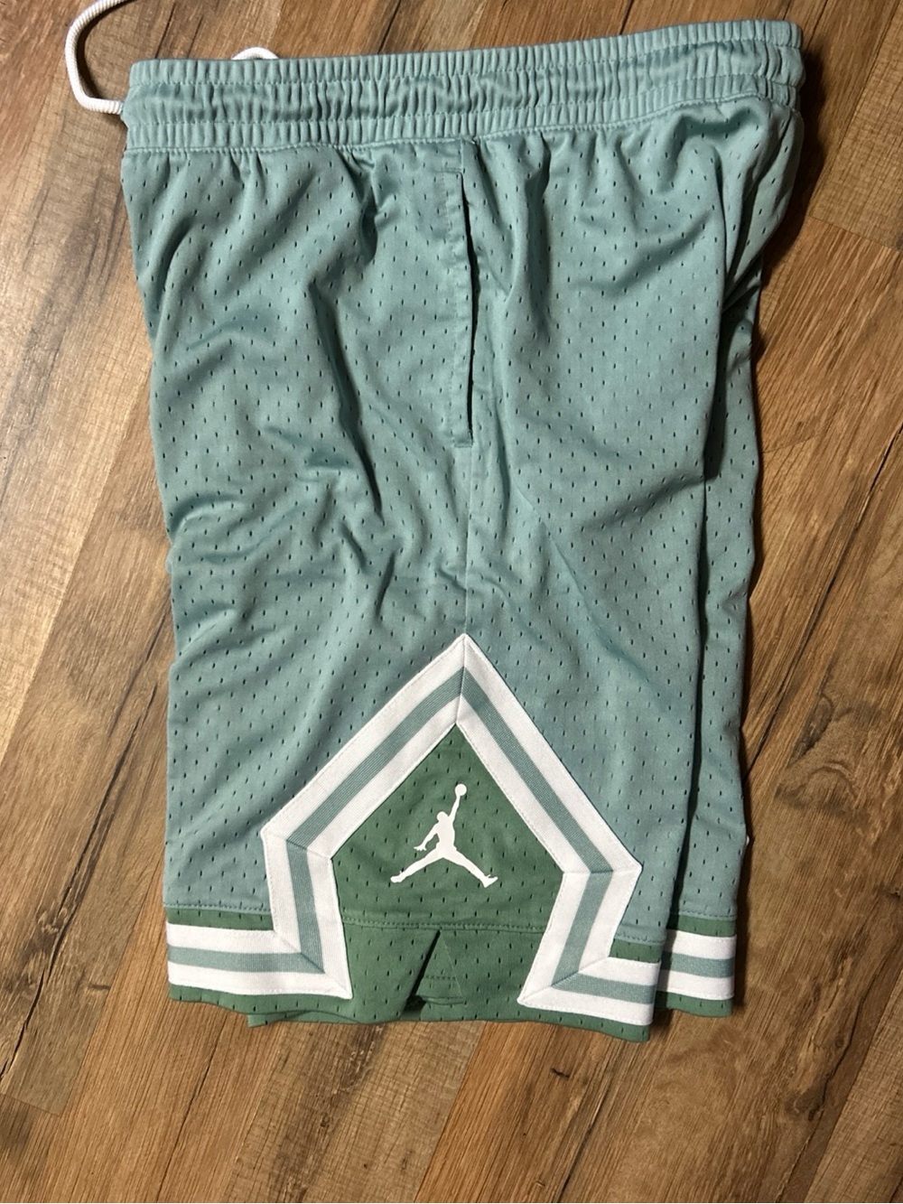 Jordan Nike DriFit Sport Size XL Boys Oxidized Green Diamond Jaquard Shorts